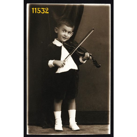 Sőtér Márta műterem, Hatvan, kisfiú hegedűvel, portré, zene, hangszer, gyerek, 1930-as évek, Eredeti fotó, papírkép. 