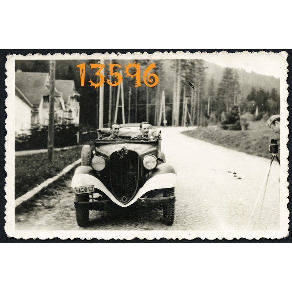 Eredeti fotó, papírkép. közlekedés, jármű, katonai autó, kabrió, fényképezőgép, 2. világháború 1940-es évek, 
