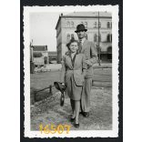 Budapest, Baross tér, Keleti pályaudvar, 72-es Postahivatal 1940-es évek, városkép, elegáns pár, kalap, Eredeti fotó, papírkép.   