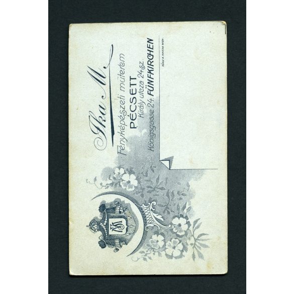 Ika műterem, Pécs, gyerekek babával, játék, matróz blúz, testvér, 1900-as évek, Eredeti CDV, vizitkártya fotó.   