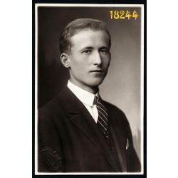   Schmidt műterem, Budapest, elegáns fiú portréja, 1927, 1920-as évek, Eredeti fotó, papírkép.  