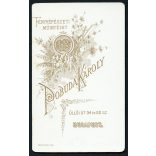 Pobuda műterem, elegáns úr bajusszal, nyakkendő, férfi portré, Budapest, 1890-es évek, Eredeti CDV, vizitkártya fotó.  