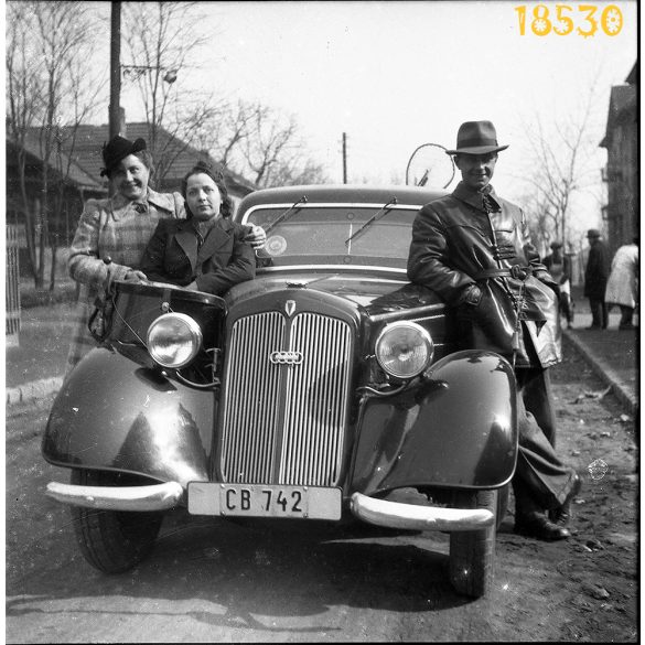 Auto Union DKW személygépkocsi, autó, jármű, közlekedés, Magyarország, 1940-es évek, Eredeti fotó negatív!       