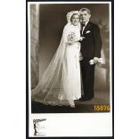 Rozgonyi műterem, Budapest, esküvő, menyasszony, ünnep, elegáns pár,  1937, 1930-es évek, Eredeti fotó, papírkép.   méret megközelítőleg (centiméterben): 8.5 x 13.5