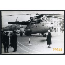   Mi 6 helikopter Budapesten, a Felvonulási téren, jármű, közlekedés, különös, 1960-as évek, Eredeti fotó, papírkép. 