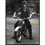 Riga motoron, kismotor, jármű, közlekedés, Budapest, 1970-es évek, Eredeti fotó, papírkép. 