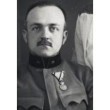 Lux műterem, katona egyenruhában, érdemrenddel, Péch család, Budapest, 1910-es évek, Eredeti fotó, papírkép. 