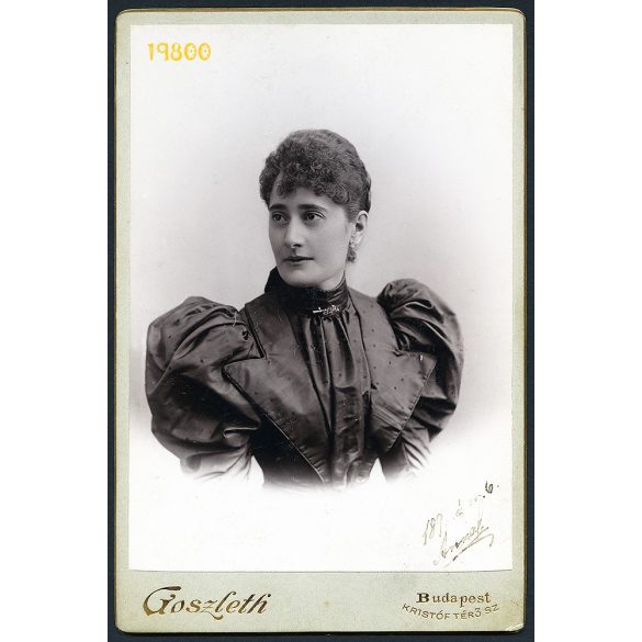 Goszleth műterem, elegáns hölgy portréja, 1890-es évek, szignálva, Eredeti kabinet fotó.   