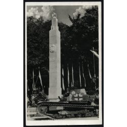  M. Kir. 101. GK. VH. zászlóalj hősi halottainak emlékműve, Piliscsaba, tábor, tank, harckocsi, fegyver, szobor,  2. világháború, Horthy-korszak, 1940-es évek, Eredeti képeslap fotó, papírkép.   