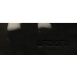 Labori műterem, kislány macskával, Budapest, 1920-as évek, Eredeti fotó, papírkép.  