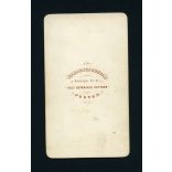 Borsos és Doctor műterem, Pest, elegáns hölgy nyaklánccal, portré, 1860-as évek, Eredeti CDV, vizitkártya fotó.  