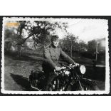 Katona NSU motorkerékpáron, jármű, motor, közlekedés, egyenruha, árnyék, 1930-as évek, Eredeti fotó, papírkép. 
