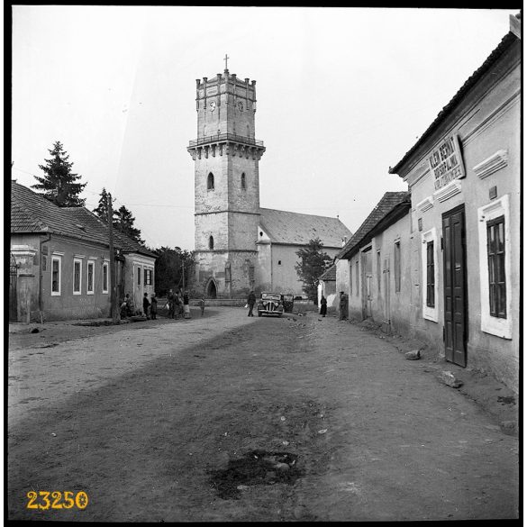 Olaszliszka, Klein Bernát kocsmája, Wanderer W2 gépkocsi, autó, jármű, közlekedés, 1940-es évek, Eredeti fotó negatív!   