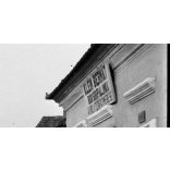 Olaszliszka, Klein Bernát kocsmája, Wanderer W2 gépkocsi, autó, jármű, közlekedés, 1940-es évek, Eredeti fotó negatív!   