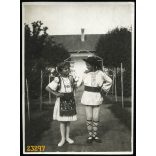 Gyerekek népviseletben, Erdély, 1920-as évek, Eredeti fotó, papírkép.  