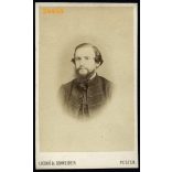 Licskó és Schneider műterem, Pest, elegáns szakállas férfi magyaros ruhában, portré, 1860-as évek, Eredeti CDV, vizitkártya fotó. 