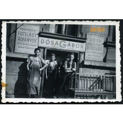   Dósa Gábor asztalos mester műhelye, üzlet, kirakat, foglalkozás, munkás,  1930-as évek, Eredeti fotó, papírkép.   