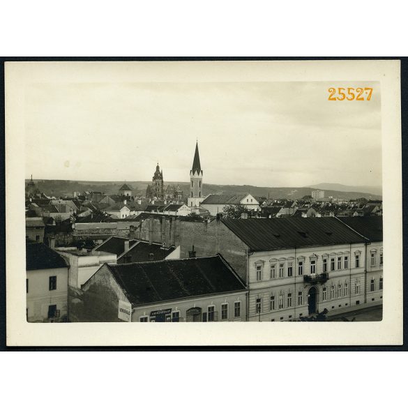 Kassa, Felvidék, utcakép a Rákóczi vendéglővel, kocsma, étterem, utcakép, város, dóm, 1940-es évek, Eredeti fotó, papírkép.  