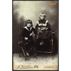   ifj. Knebel műterem, Szombathely, testvérek ünneplő ruhában, gyerek, portré, 1890-es évek, Eredeti kabinetfotó.  