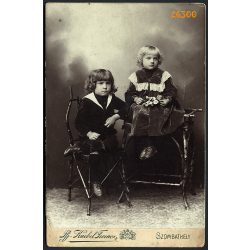   ifj. Knebel műterem, Szombathely, testvérek ünneplő ruhában, gyerek, portré, 1890-es évek, Eredeti kabinetfotó.  