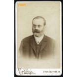 Erdélyi műterem, Budapest, Sörtély László portréja, elegáns férfi, szemüveg, szakáll, bajusz,1900-as évek, Eredeti CDV, vizitkártya fotó.  