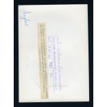 'A sikeres portyázóútról hazatérő vadászpilóta jelentése után a századparancsnok gratulál a győzelemhez', német katona, repülő, 2. világháború, 1940, 1940-es évek, Eredeti nagyobb méretű pecséttel ell