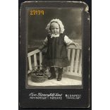 Özv. Bienenfeld Zsigmondné gyorsfényképészeti műterem, Budapest, Városliget,  1912, 1910-es évek, Eredeti CDV, vizitkártya fotó, hátoldalon a műterem rajzával.  