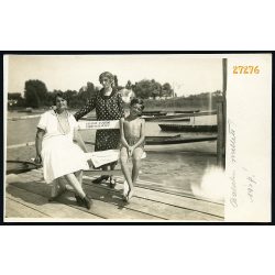   Vízparton, Zamárdi, Balaton, fürdő, fürdőruha, Balaton-Zamárdi fürdőegyesület, 1927, 1920-as évek. Eredeti fotó, papírkép. 