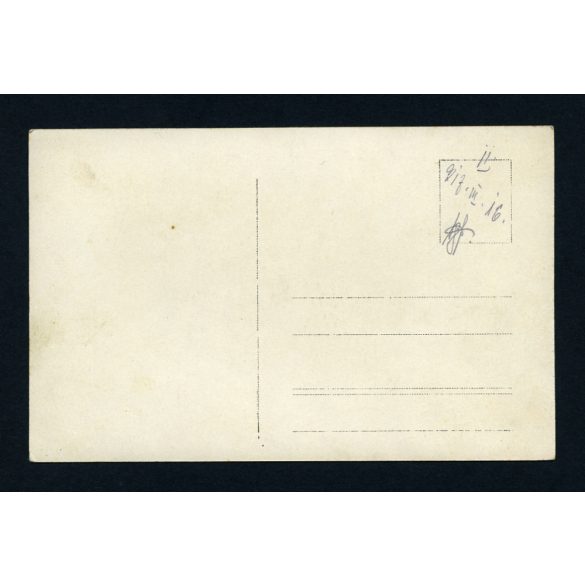 Magyar katonák által épített fedezék, 1. világháború, 1917, 1910-es évek, Eredeti fotó, papírkép.  