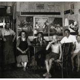 Kocsmában, vendéglátás, kocsmáros, ital, sör reklám, 1930-as évek, Eredeti fotó, papírkép. 