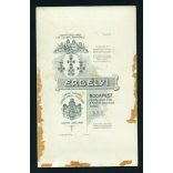 Erdélyi Mór műterme, Budapest, elegáns hölgy különösen díszes ruhában, gyöngysorral. Portré. Nagyobb méretű kabinetfotó. 