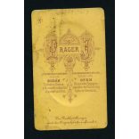 Prager műterem, Buda (Ofen), Viziváros, elegáns szakállas férfi portréja, 1860-as évek, Eredeti, dombornyomással készült CDV, vizitkártya fotó.   