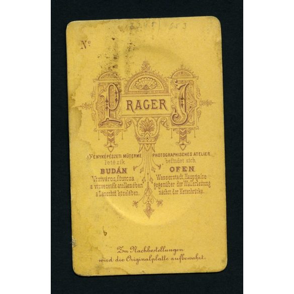 Prager műterem, Buda (Ofen), Viziváros, elegáns szakállas férfi portréja, 1860-as évek, Eredeti, dombornyomással készült CDV, vizitkártya fotó.   