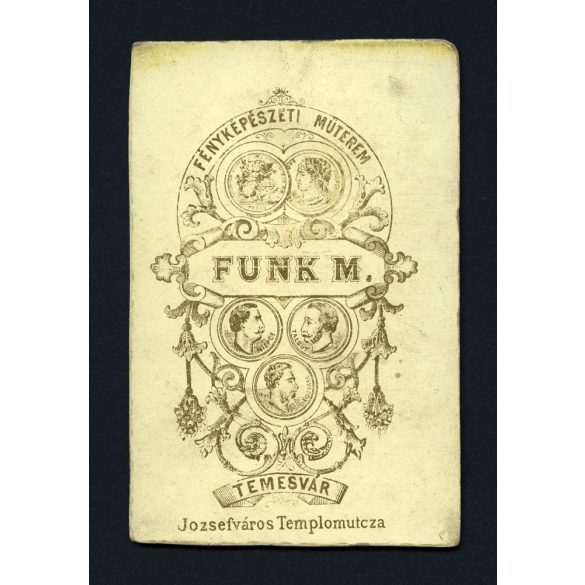 Funk műterem, Temesvár, Erdély, elegáns kislány csíkos harisnyában, fotelon, 1880-as évek, Eredeti CDV, vizitkártya fotó. 