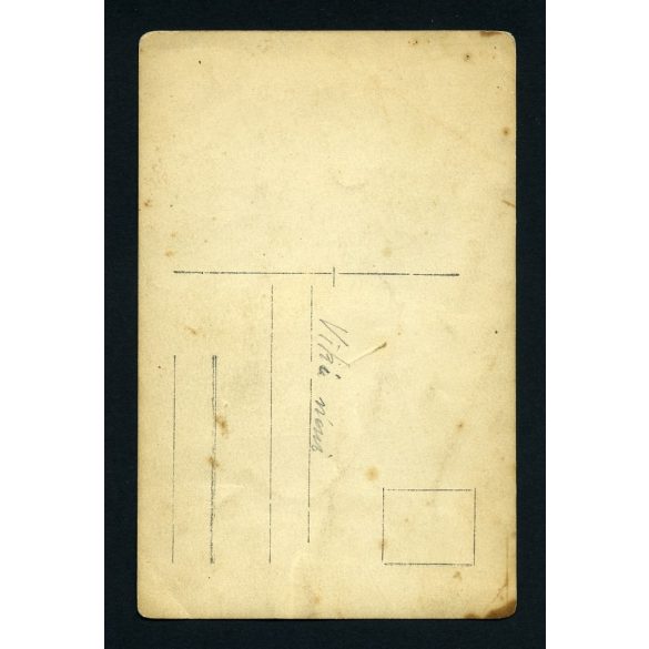 Vajdaság, Temerin (?), magyar lányok nemzeti- népi viseletben, 1920-as évek, Eredeti fotó, papírkép, alján törésnyom.  