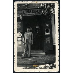   Újvidék, Vajdaság, Lahos Károly és vegyeskereskedése, üzlet, bolt, kirakat, reklám, 1930-as évek, Eredeti fotó, papírkép.   