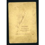 Hawelka műterem (Havelka Gusztáv), Kaschau (Kassa) Felvidék, fiatal főnemes portréja, kard, díszes ruha, festett háttér, 1860-as évek, Eredeti kabinetfotó. 