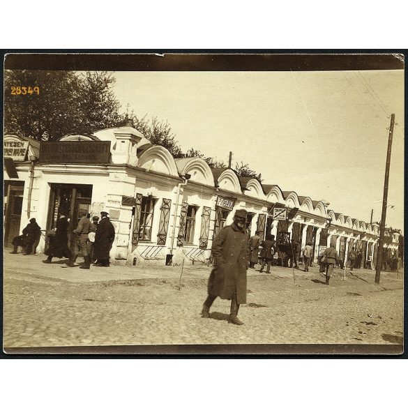 'Kaiser Franz Josef Platz', üzletek, bazársor valahol Galíciában, 1. világháború, 1910-es évek, Eredeti fotó, papírkép.  