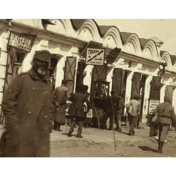 'Kaiser Franz Josef Platz', üzletek, bazársor valahol Galíciában, 1. világháború, 1910-es évek, Eredeti fotó, papírkép.  