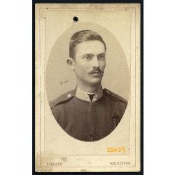  Császár műterem, Kolozsvár, Erdély, bajuszos katona portréja, egyenruha, 1880-as évek, Eredeti CDV, vizitkártya fotó, a felső negyedben pici lyuk.  