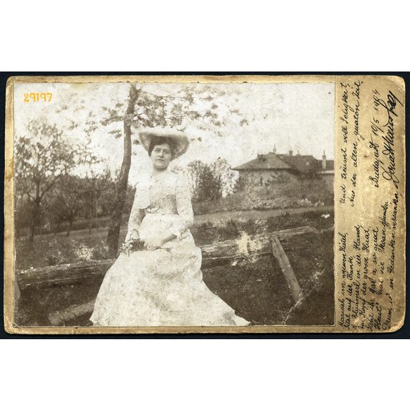 Donáth Mariska, elegáns högy kalapban, virágokkal, 1904, 1900-as évek, Eredeti kartonra ragasztott fotó, papírkép Donáth Fanny úrhölgynek címezve.   