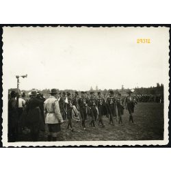   'Egyiptomiak felvonulása az aug. 3-i megnyitáson', Cserkész Világdzsembori, egyenruha, Gödöllő, 1933, 1930-as évek, Eredeti fotó, papírkép.  