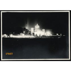   Eucharisztikus Világkongresszus, Budapest, Hősök tere, éjszakai díszkivilágítás, ünnep, egyház, vallás, 1938, 1930-as évek, Eredeti fotó, papírkép.