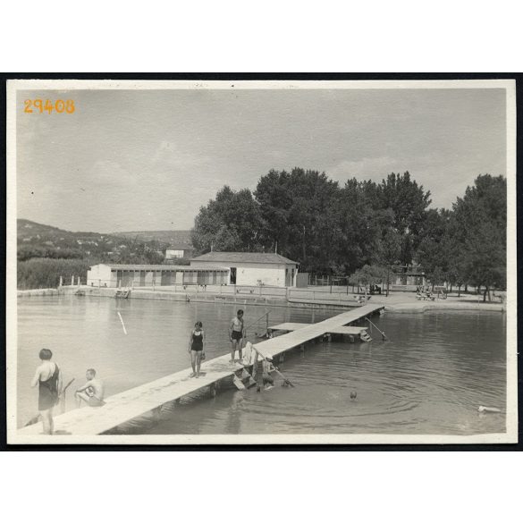 Balatonalmádi, strand, fürdőruha, Balaton, fürdő, 1930-as évek, Eredeti fotó, papírkép.  