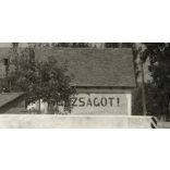 Szilvásvárad, falukép 'Igazságot' irredenta felirattal,  2. világháború, 1940, 1940-es évek, Eredeti fotó, papírkép.  