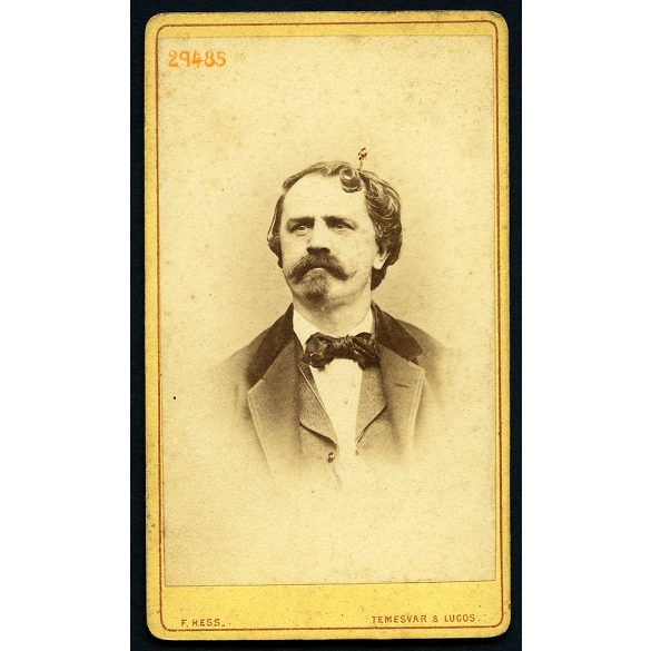 Hess műterem, Temesvár (Lugos), Erdély,  elegáns úr különös szakállal, bajusz, 1860-as évek, Eredeti CDV, vizitkártya fotó. 