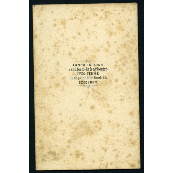 Landau Alajos 'üveg terme', Szeged, szakállas férfi magyaros ruhában, csizmában, fotellel, portré, 1860-as évek, Eredeti CDV, vizitkártya. 