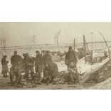 Magyar katonák tüzelőt pakolnak a téli táborban, orosz front (?), egyenruha, 1. világháború, 1918. III. 17, 1910-es évek, Eredeti fotó, papírkép.  