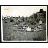 Cserkészek lőgyakorlaton, puska, fegyver, 1940-es évek, Eredeti fotó, papírkép.   