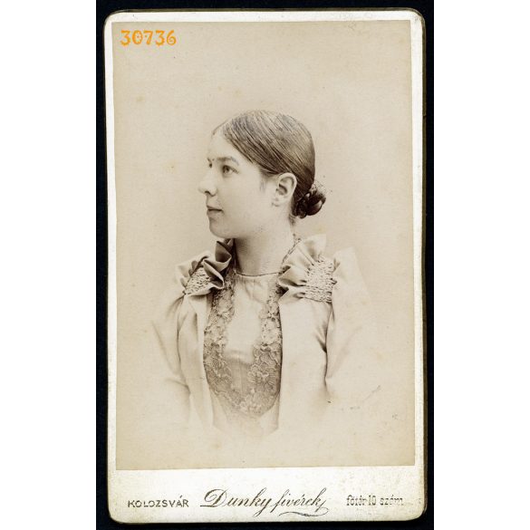 Dunky Fivérek műterme, Kolozsvár, Erdély, elegáns hölgy portréja, 1880-as évek, Eredeti CDV, vizitkártya fotó.